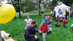 Családi zöld nap a Feneketlen-tónál