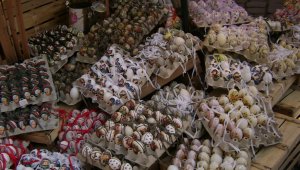 Húsvéti vásár a Kőrösy József utcában