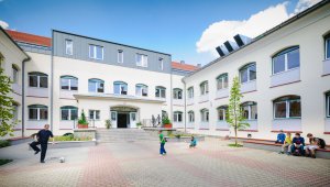 Nevet változtatott az iskolaközpont